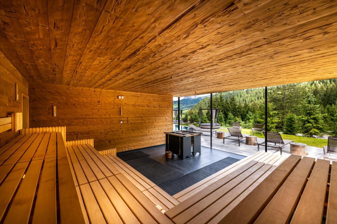 Hotel Cristallo - Wellness Mountain Living Badia  Extérieur photo