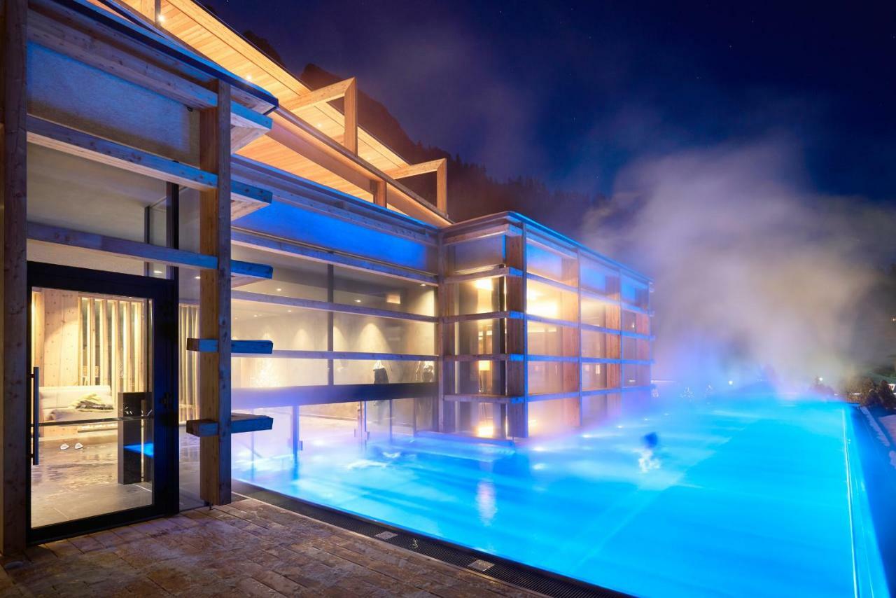 Hotel Cristallo - Wellness Mountain Living Badia  Extérieur photo